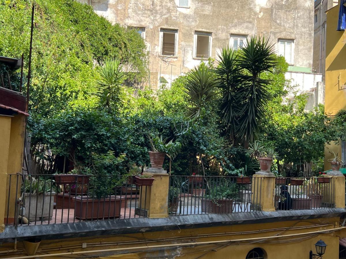 شقة La Limonaia Di Chiaia نابولي المظهر الخارجي الصورة
